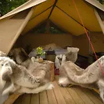 Naturlig Pa Korsgarden Glamping *