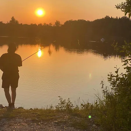 Naturlig Pa Korsgarden Glamping *