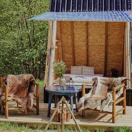 Naturlig Pa Korsgarden Glamping * Nysted