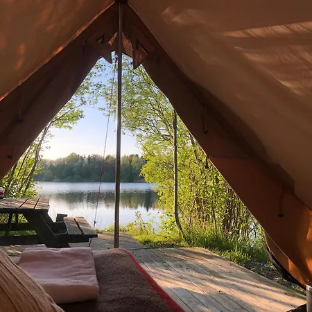 Luxe tent Naturlig Pa Korsgarden Glamping