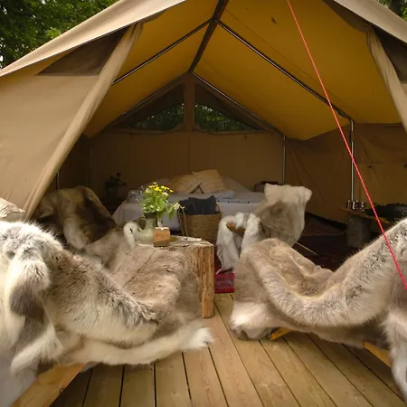 Naturlig Pa Korsgarden Glamping *