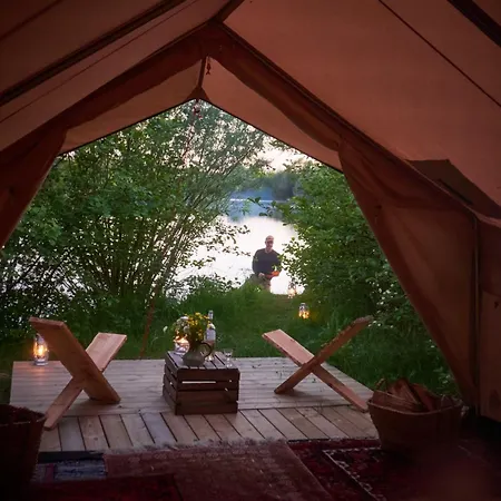Naturlig Pa Korsgarden Glamping * Nysted