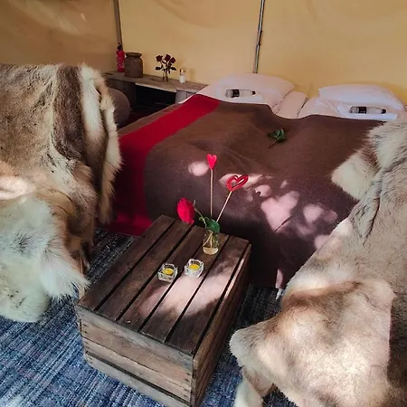 Naturlig Pa Korsgarden Glamping Glamping *