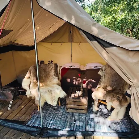 Glamping Naturlig Pa Korsgarden Glamping