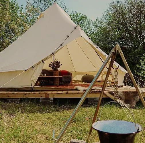 Luxe tent Naturlig Pa Korsgarden Glamping *