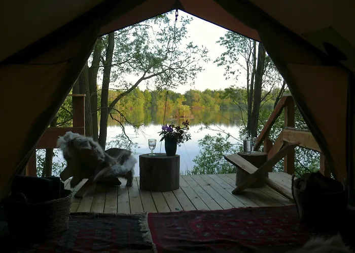 Luxe tent Naturlig Pa Korsgarden Glamping Nysted