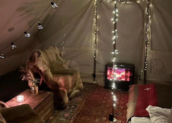 Naturlig Pa Korsgarden Glamping Luxe tent Nysted